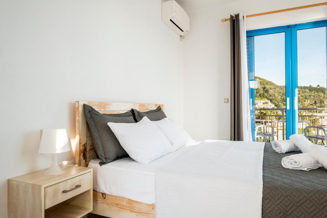 Blue Horizon Hotell Himare Exteriör bild