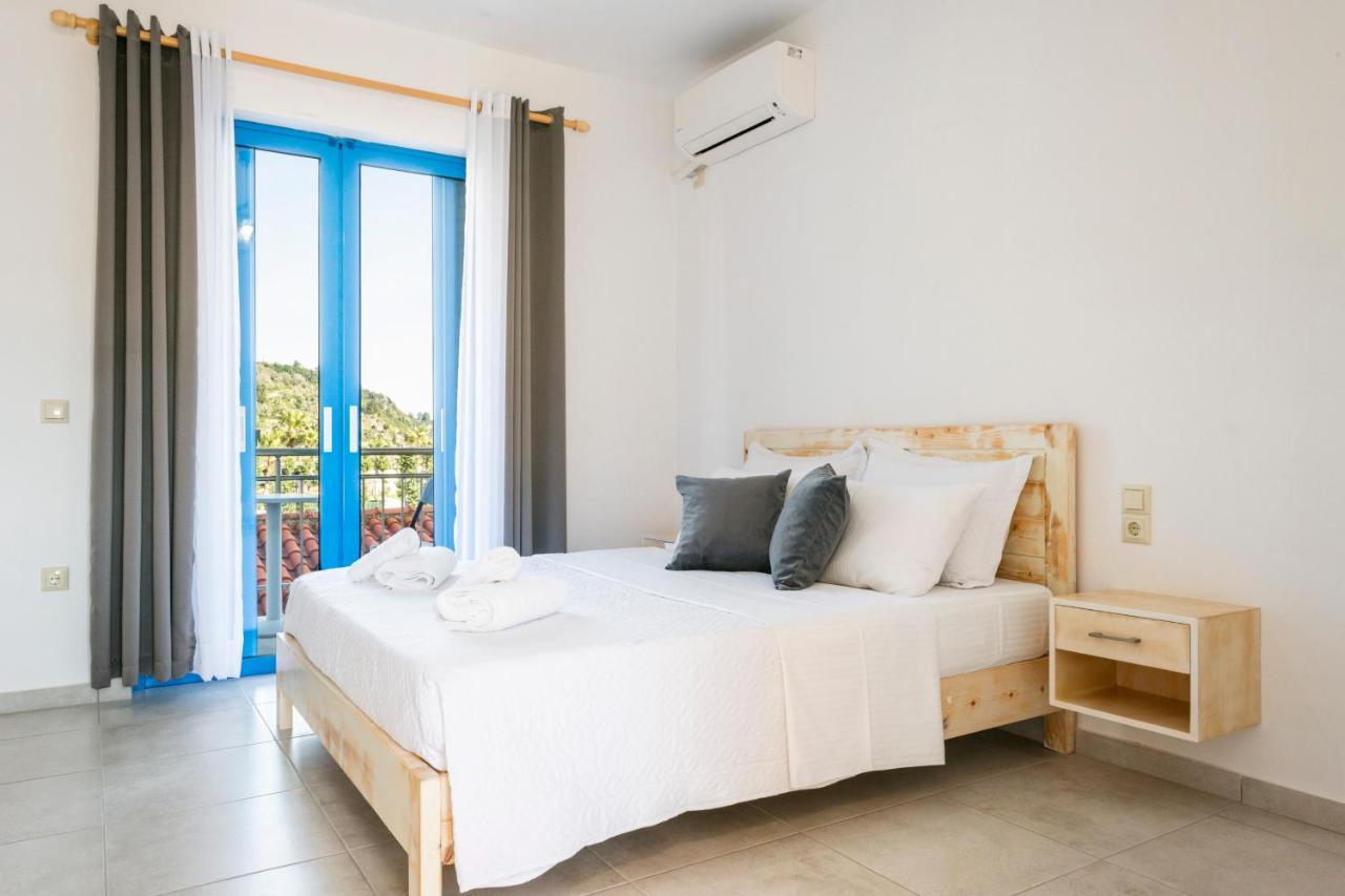 Blue Horizon Hotell Himare Exteriör bild